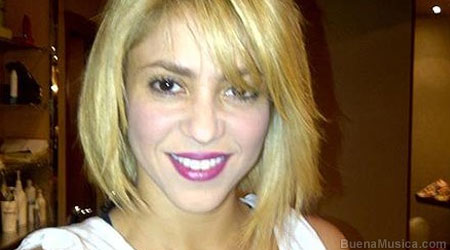 Shakira cambia de look