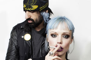 Biografía de Crystal Castles