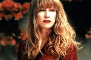 Biografía de Loreena McKennitt