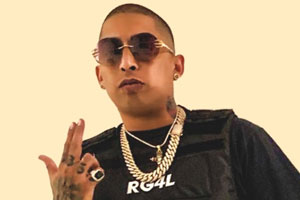 Biografía de Ñengo Flow