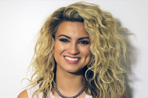 Biografía de Tori Kelly