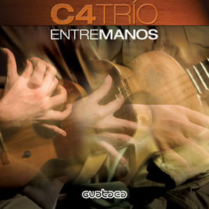 Álbum Entre Manos de C4 Trio