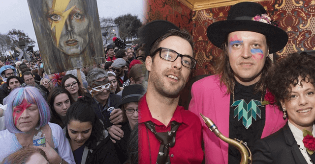 Arcade Fire recordó el legado de David Bowie en desfile