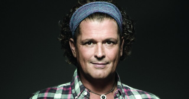 Así fue la caída en pleno concierto en Bolivia de Carlos Vives | VIDEO