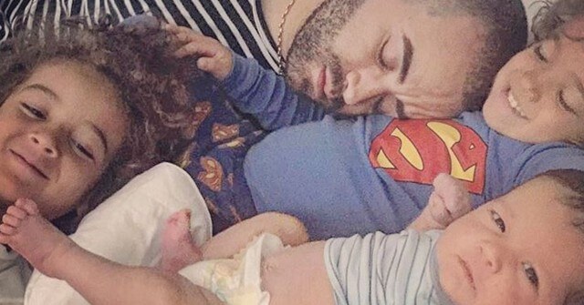 Así fue como Nacho celebró el primer mes de su hijo con su familia [FOTOS]