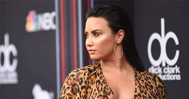 Madre de Demi Lovato habla por primera vez de su sobredosis