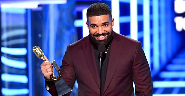 Drake durante su discurso en los Premios Billboard de la Música 2019 