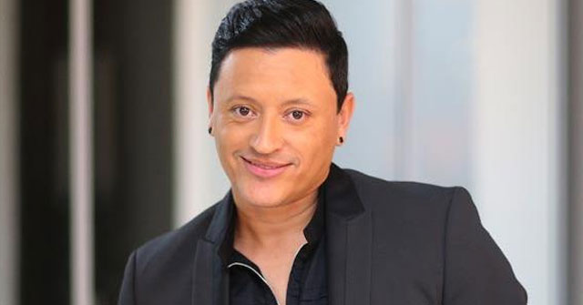 Elvis Crespo admitio que si se hizo la paja en el avión