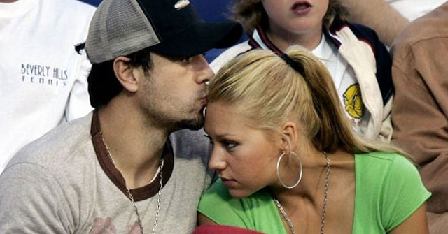 Supuestamente Enrique Iglesias se separo de Anna Kournikova