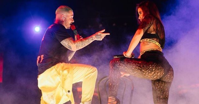 J Balvin y Anitta protagonizaron un sensual baile en concierto (+VIDEO)