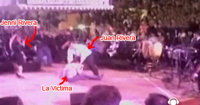 Hermano de Jenni Rivera golpea a un fan