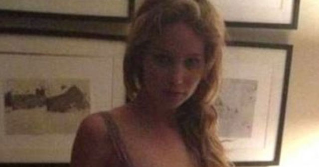 Publican más fotografías de Jennifer Lawrence desnuda