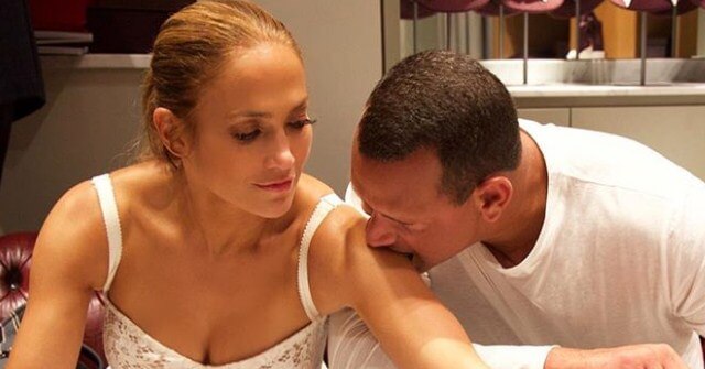 ¿Compromiso? Jlo mostró el anillo que tanto buscaba