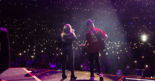 Jesse & Joy cierran ‘Un Besito Más Tour’ con abarrotado concierto en la arena Ciudad de México 