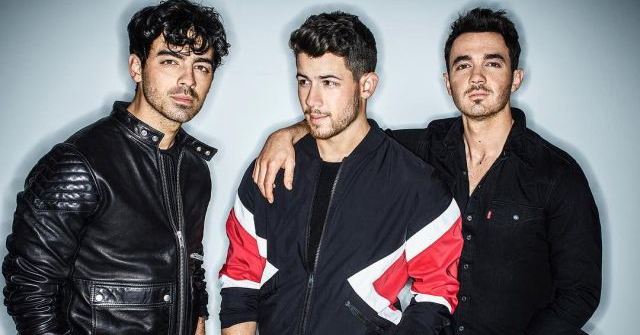 ¡10 años después! Los Jonas Brothers vuelven al escenario de los VMAS