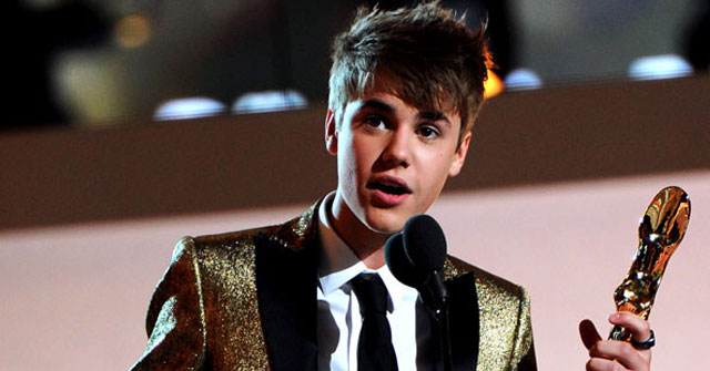 Cancelan la demanda por paternidad a Justin Bieber