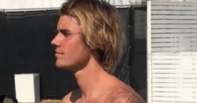 Justin Bieber golpeó a un hombre por defender a una chica