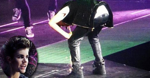 Justin Bieber vomitando en el escenario