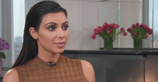 Kim Kardashian apoya completamente el cambio de sexo de su padrastro