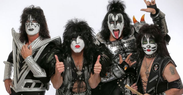 Vocalista de Kiss es acusado de abuso sexual
