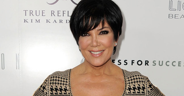 Kris Jenner calienta al mundo con este sexy escote