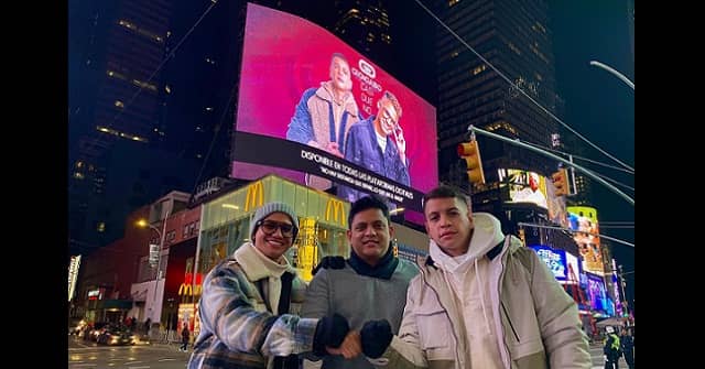 La Melodía Perfecta en New York en el Times Square