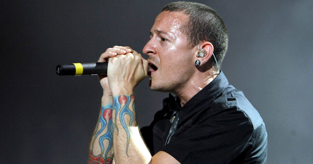 Viuda de Chester Bennington comparte último vídeo del músico