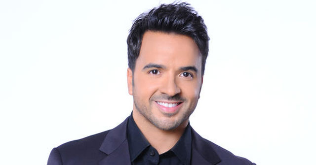 Luis Fonsi y Adamari Lopez buscan demanda