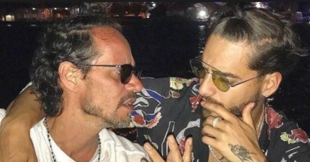 Marc Anthony besó en la boca a Maluma (+VIDEO)