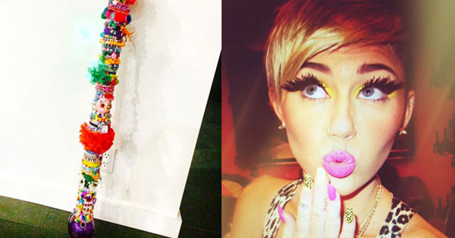 Miley Cyrus crea pipa con regalos de sus fans