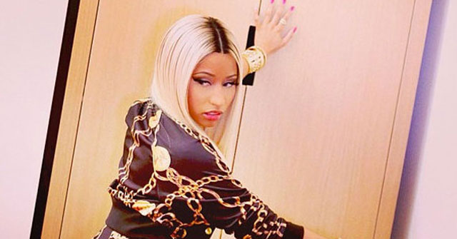 Nicki Minaj muestra candentes 