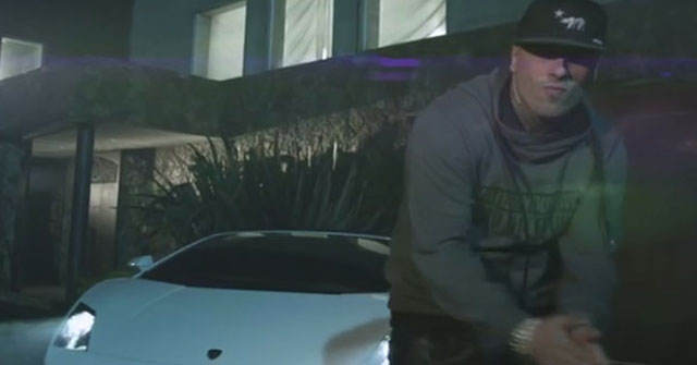 Estreno del nuevo video oficial de Nicky Jam Travesuras