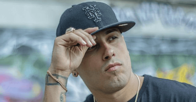 Nicky Jam venció a J Balvin en batalla de ninjas