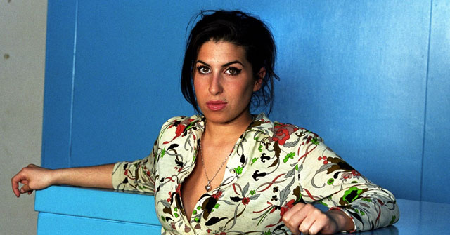 Padre de Amy Winehouse asegura ver su fantasma 