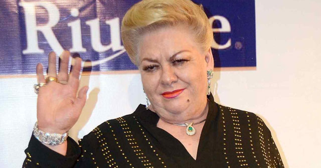 Rechaza Paquita la del Barrio tema que le compuso Espinoza Paz