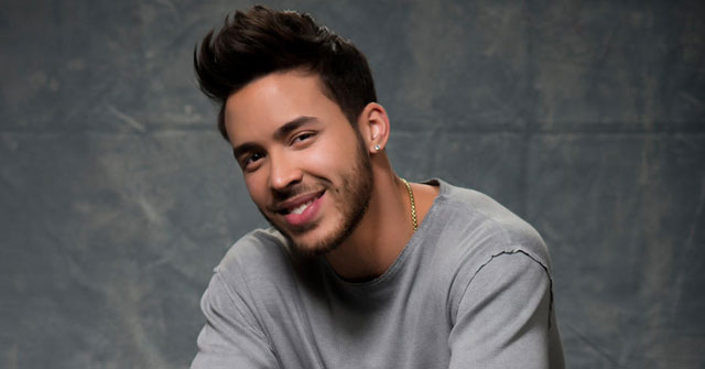  Prince Royce ingresa al paseo de la fama de Nueva York