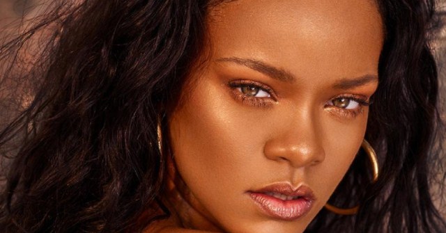 Rihanna intriga a todos con la foto de unos pechos en Instagram 