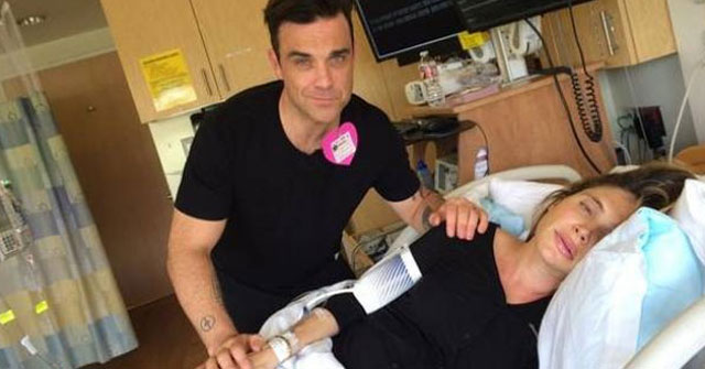 Robbie Williams difundió video del nacimiento de su hijo