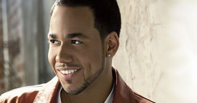 Romeo Santos y Mario Domm juntos en el tema Rival