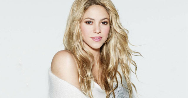 Shakira acusada de no tener  buena dicción