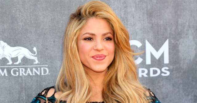 ¡Lluvia de críticas! Shakira debería cuidar más sus uñas (FOTO)