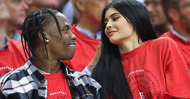 ¿Kylie Jenner espera un hijo de Travis Scott?