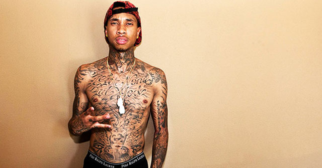 Tyga tiene una orden de arresto