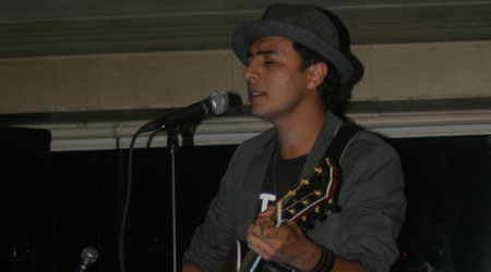Alex Borja en Tijuana Unplugged