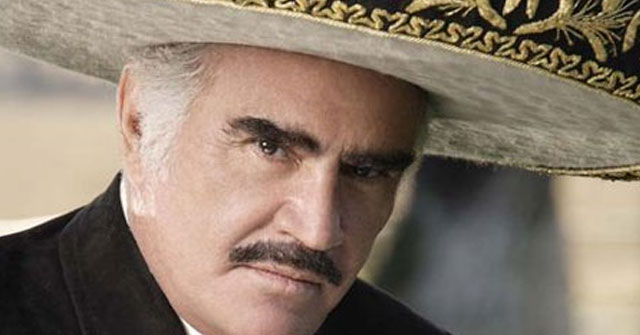 Vicente Fernandez hospitalizado por trombosis pulmonar