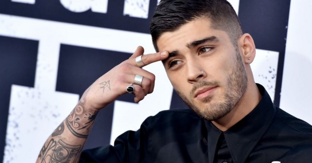 WTF? Zayn Malik se tatuó su último álbum en la cara [FOTO]