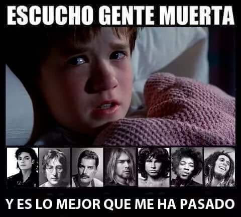 Con razón dicen que los cantantes nunca mueren.